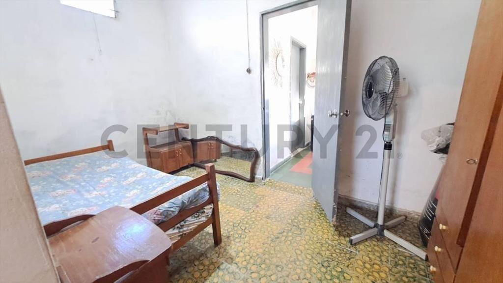 Venta|Casa prox Shopp y Centro|2dormitorios|cochera|parri...
