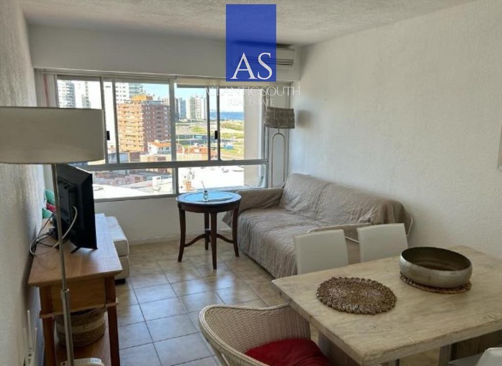 Apartamento 1 dormitorio con vista al mar y en