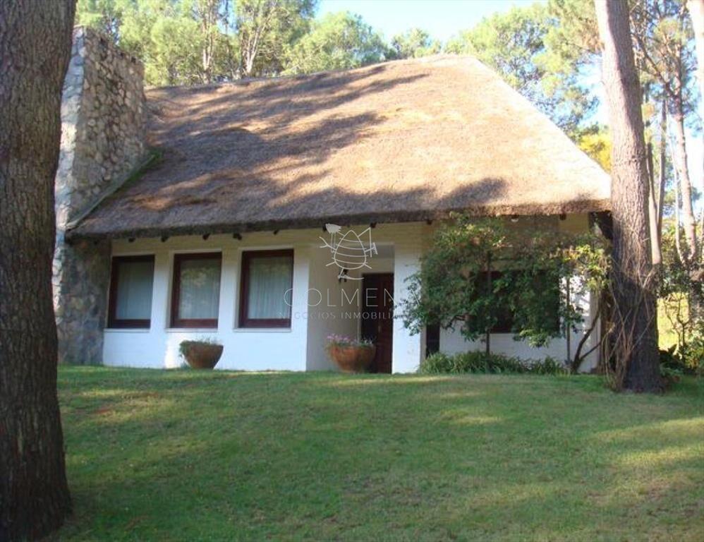 Casa en el club del lago, Punta Ballena.