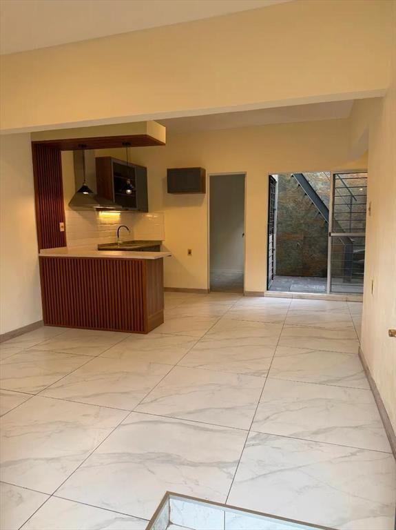 Venta Casa 2 dormitorios con cochera terraza y barbacoa en
