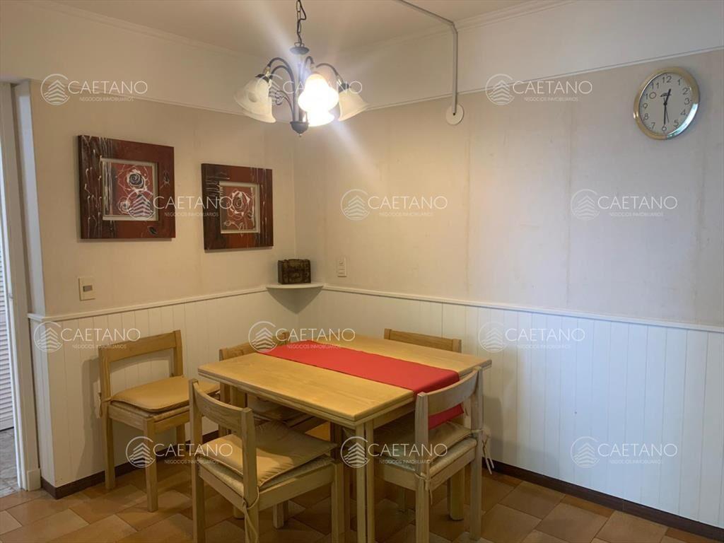 Apartamento en Mansa 3 dormitorios y dependencia,