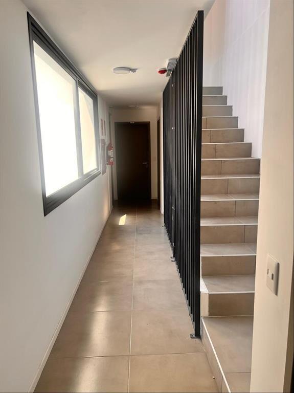 Apartamento de 1 dormitorio al frente a pasos del Shopping