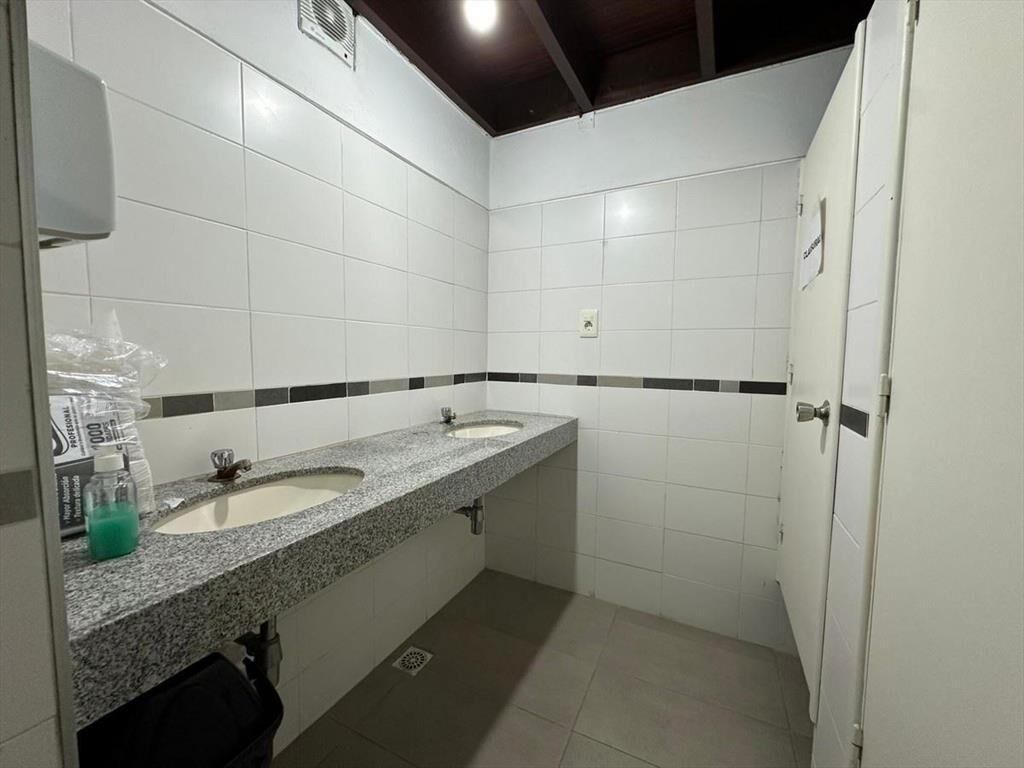 Alquiler local comercial centro