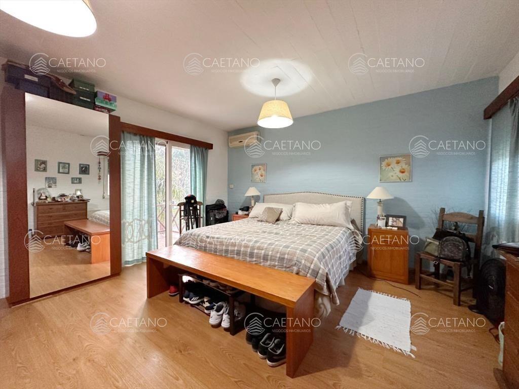 Venta casa 4 dormitorios. Playa mansa, Punta del
