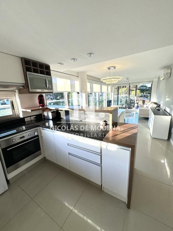 En venta apartamento de 2 dormitorios, balcon con