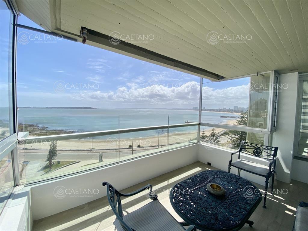 Venta apartamento 3 dormitorios. Playa mansa, del