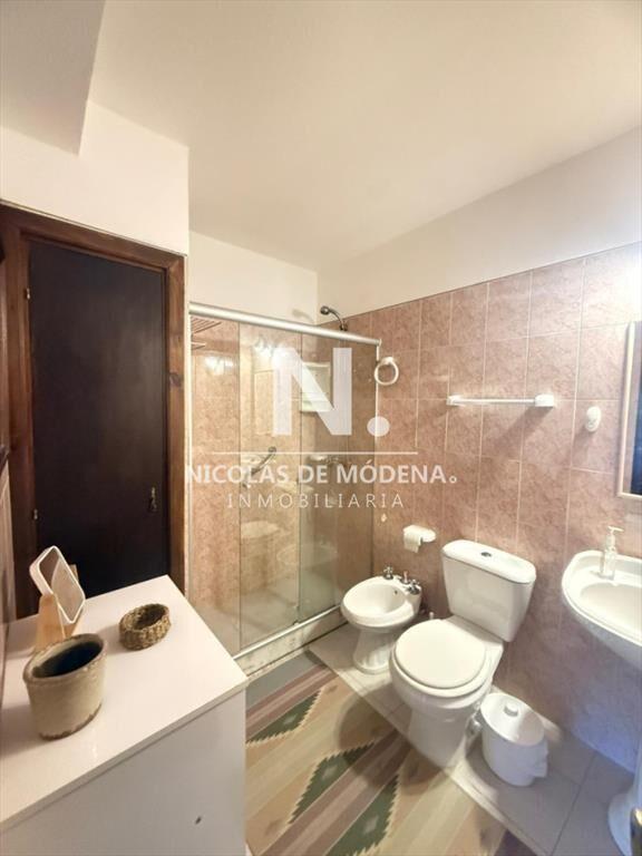 Apartamento en venta a 100 metros de Punta - Le