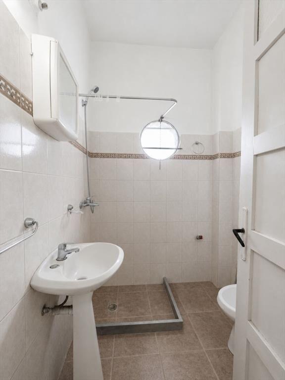 Venta apartamento de 2 dormitorios a metros de Nuevo Cent...
