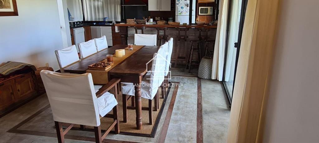 VENTA ESPECTACULAR CHALET ARENAS DE JOSE IGNACIO
