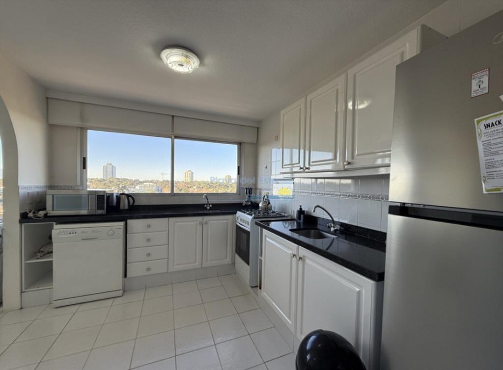 Apartamento en Venta de 3 dormitorios en Punta ,