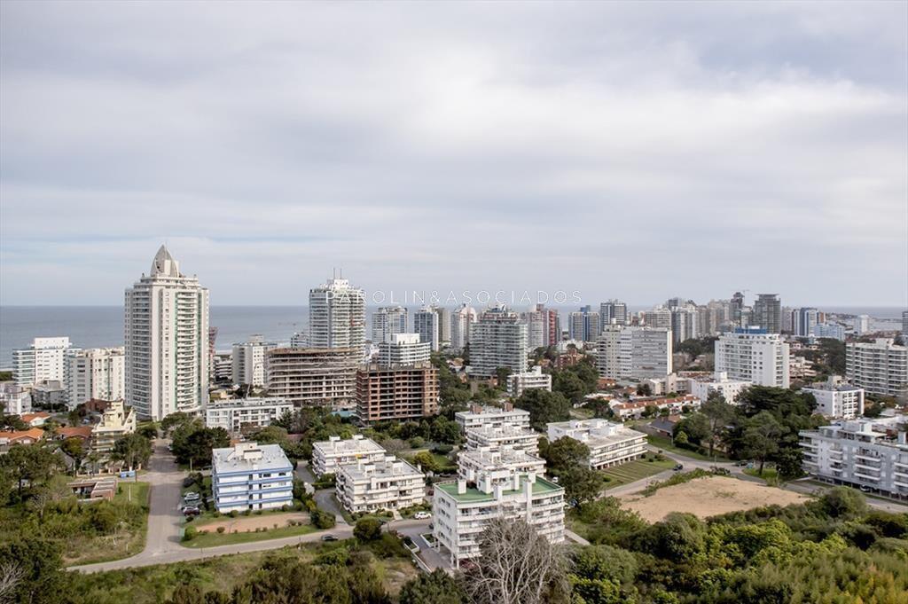 Se vende apartamento en ocean drive II de 3 Punta
