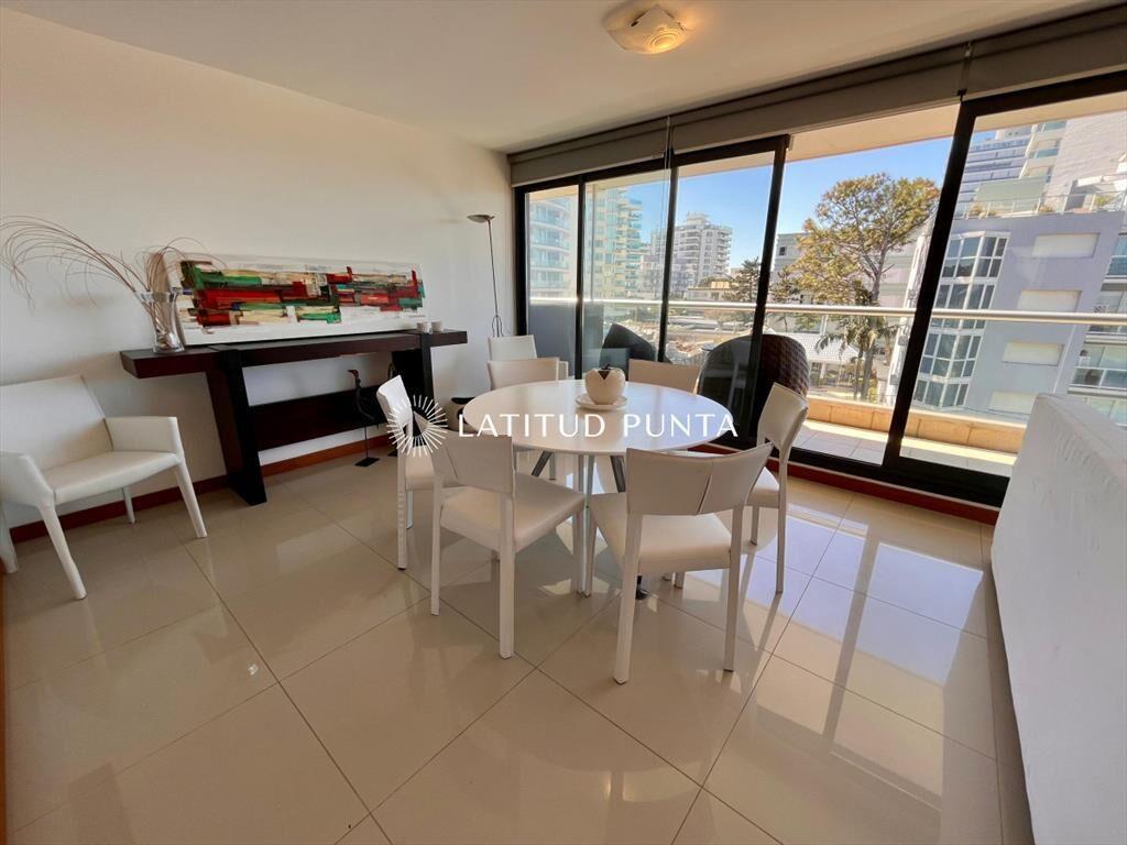 Apartamento 2 dormitorios con parrillero. Brava