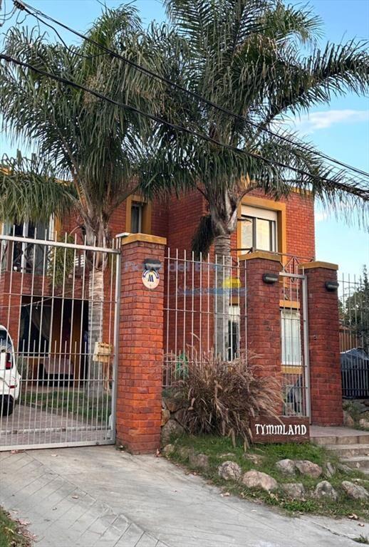 Casa en venta Playa Mansa - 4 dormitorios Parada