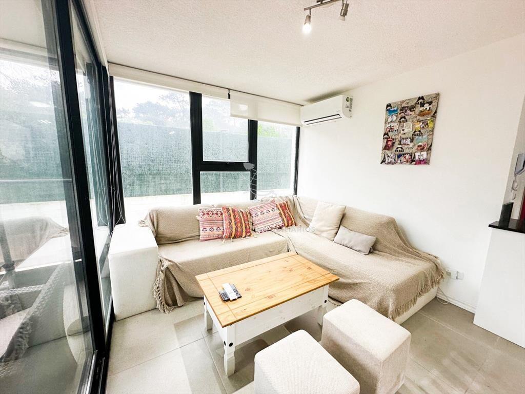 Venta de apartamento de 3 dormitorios en Punta
