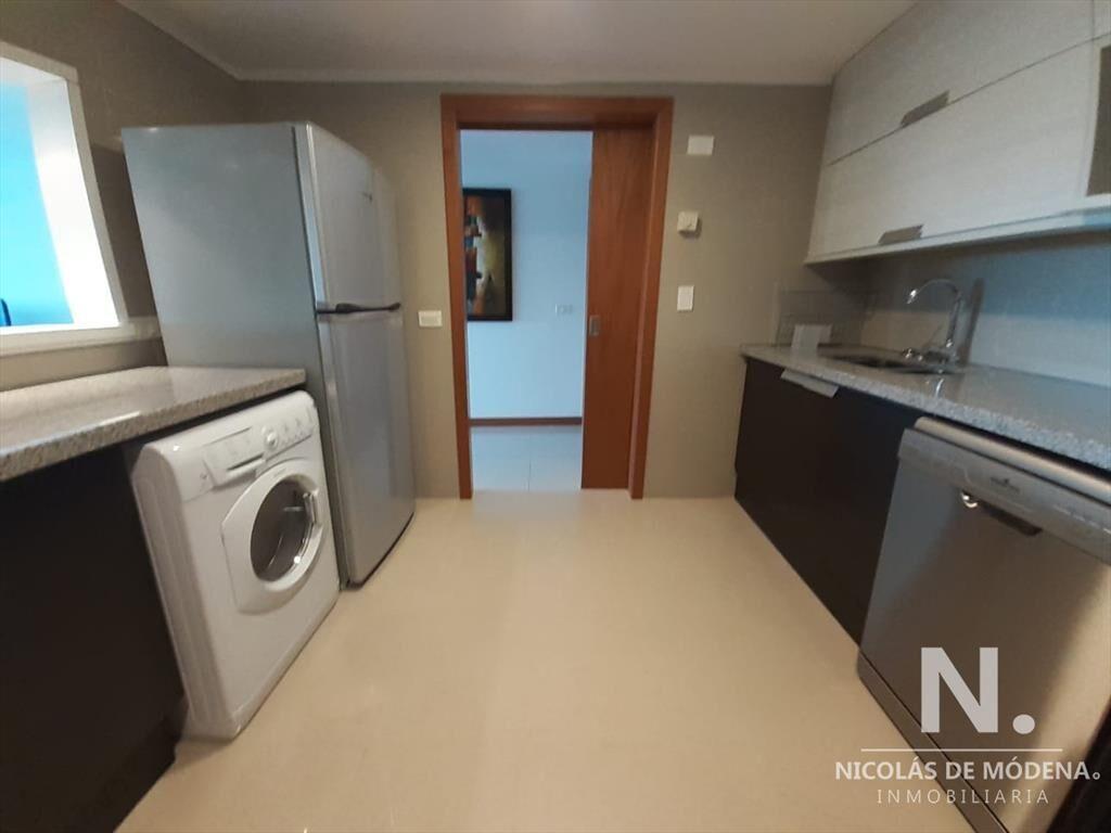Apartamento de 3 dormitorios. Playa Brava. Rincón del indi