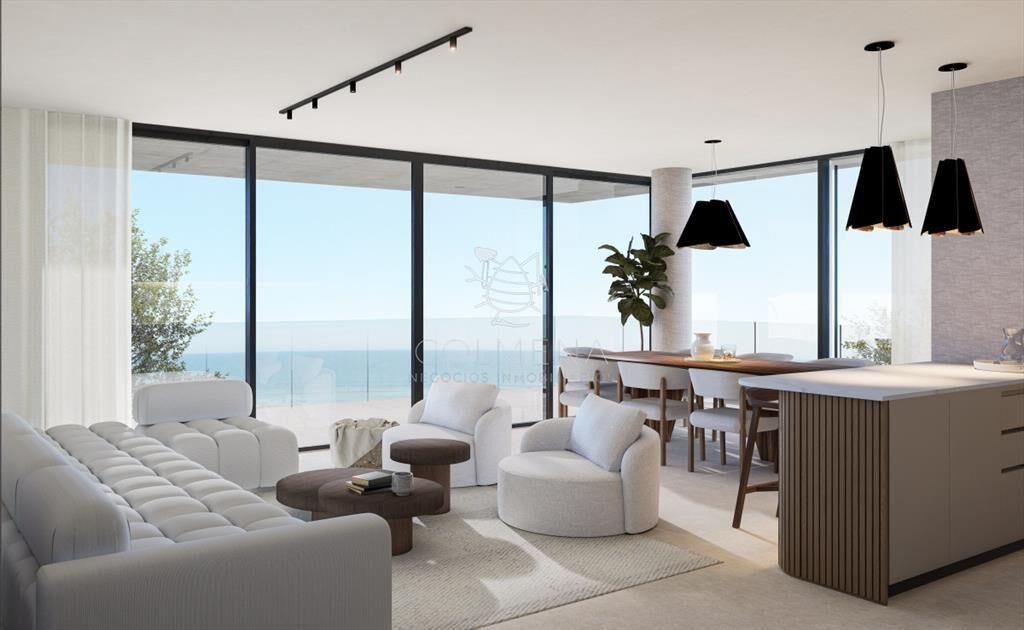 Apartamento de tres dormitorios en Venta en Pozo,