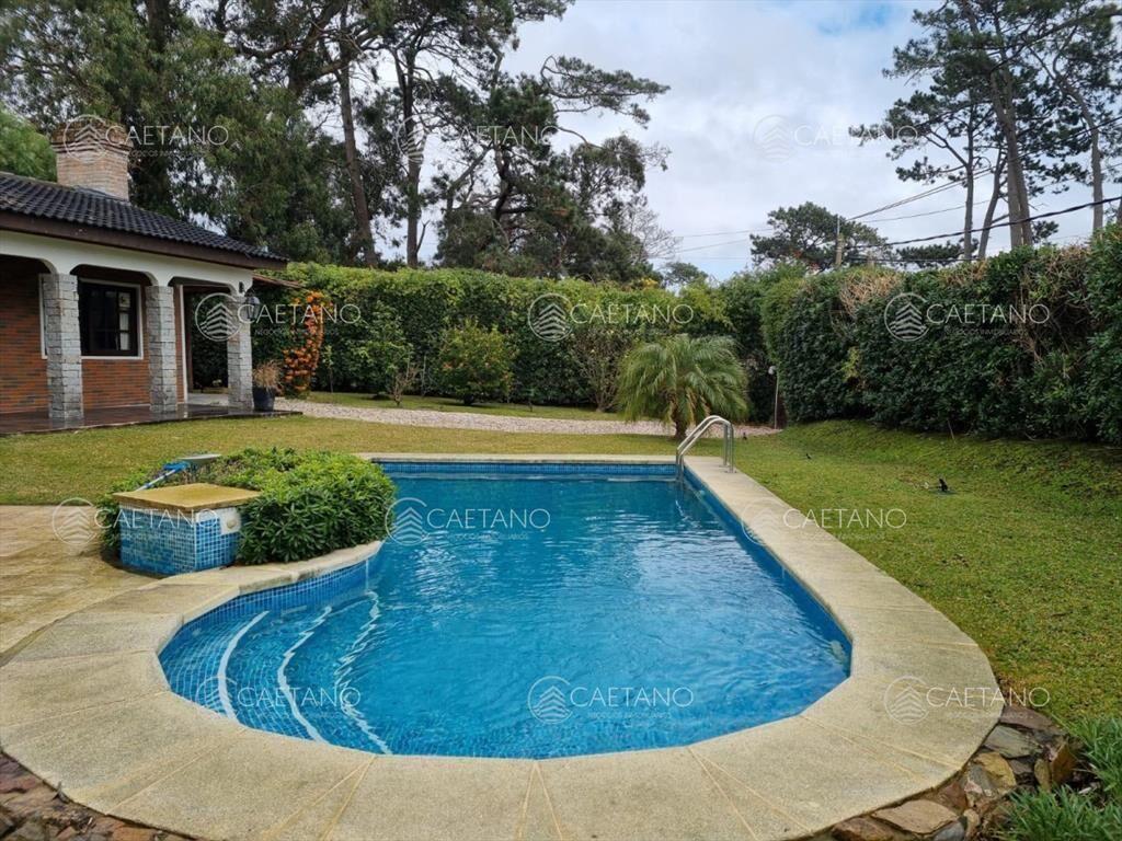 Casa en alquiler de 3 dormitorios en Punta del Este