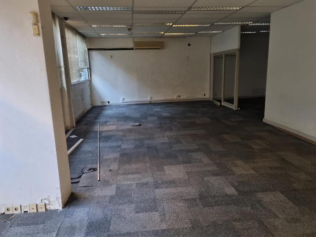 Oficina - Misiones y Cerrito, 357 m2 , planta entrepiso