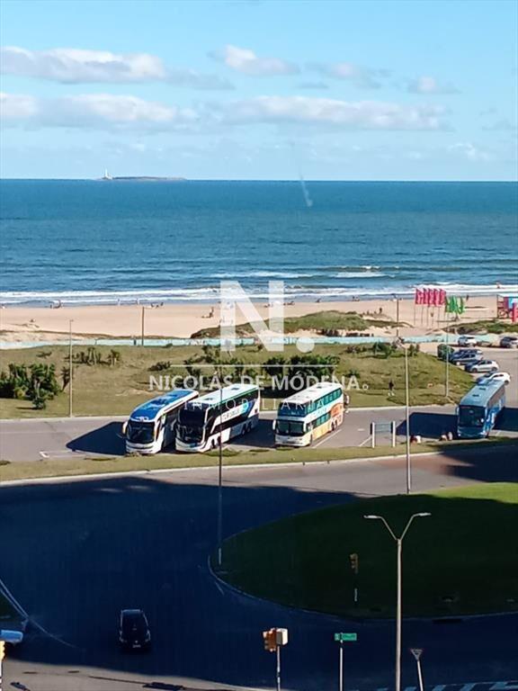 Departamento de 3 dormitorios en venta a pasos
