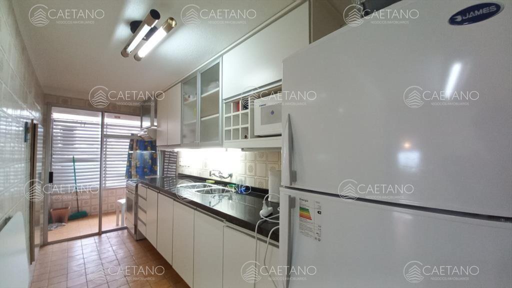 Departamento de 3 dormitorios + dependencia en