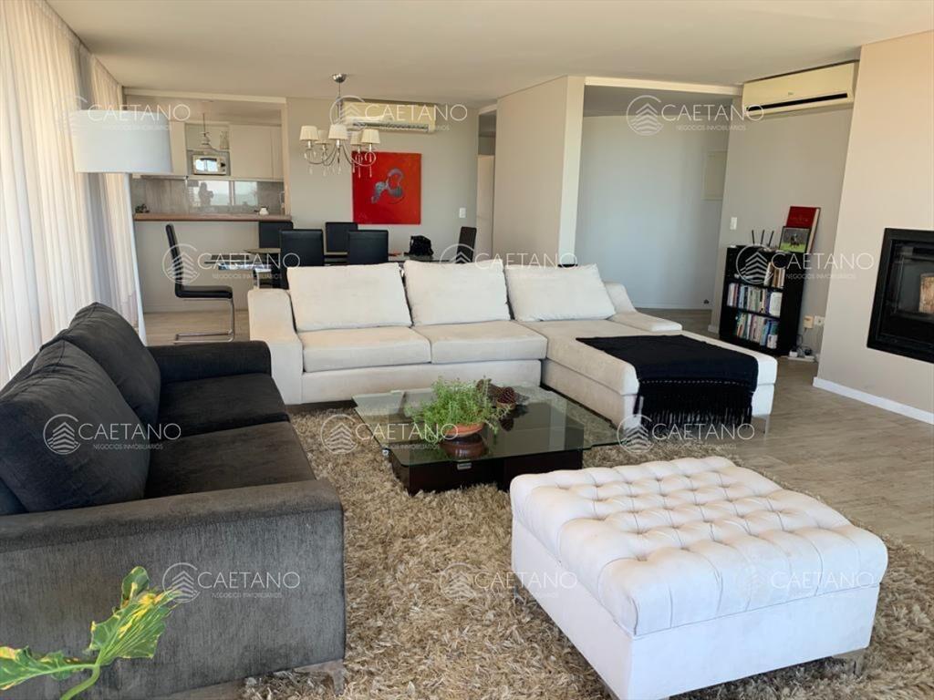 Apartamento en venta 3 dormitorios en la Mansa