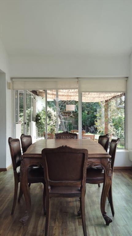 Casa de 3 dormitorios y agradable jardÃ­n en del
