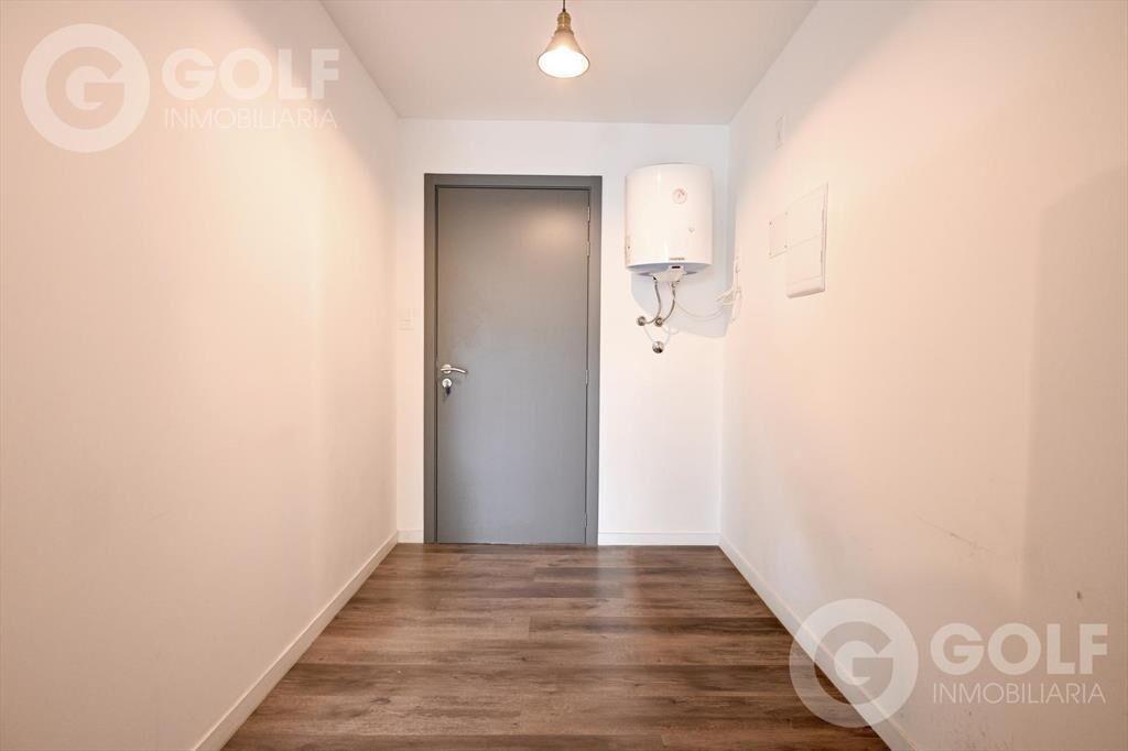 AMPLIO MONOAMBIENTE AL FRENTE CON TERRAZA Y GARAJE, A ESTRE