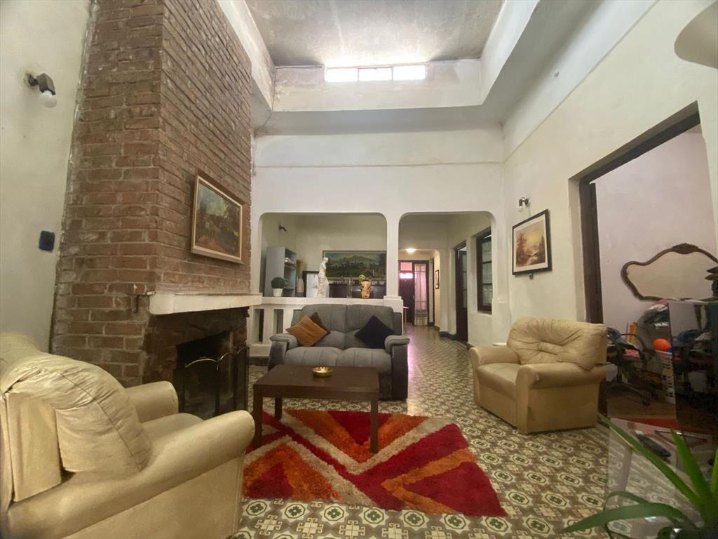 Venta de Casa Padrón único de 4 dormitorios y garaje en Jac