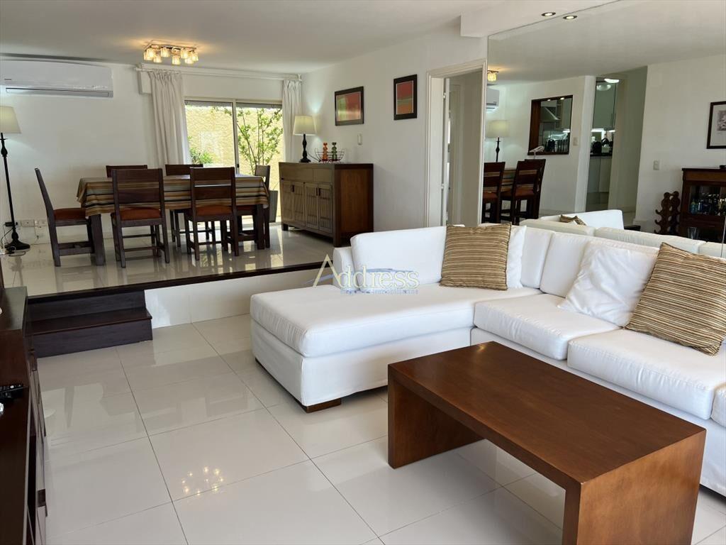 Apartamento en Península - Punta del Este
