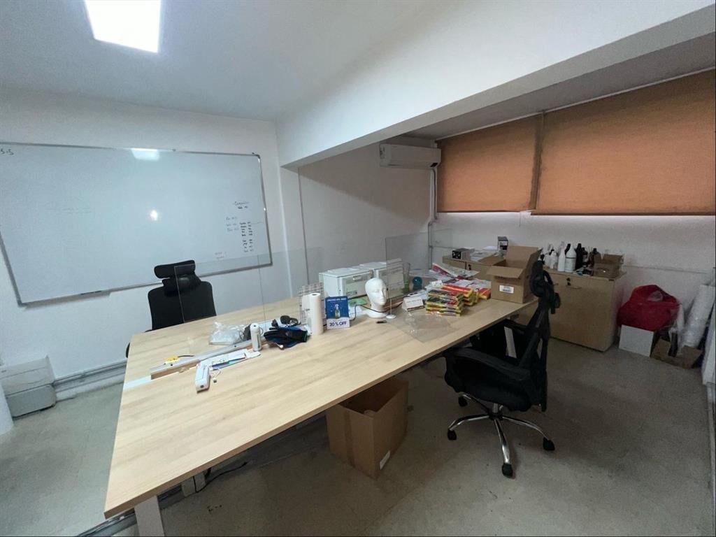 Alquiler local comercial de 160m2 en el Centro