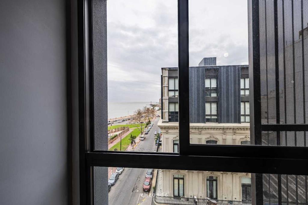 VENTA APARTAMENTO DOS DORMITORIOS Y GARAJE CENTRO