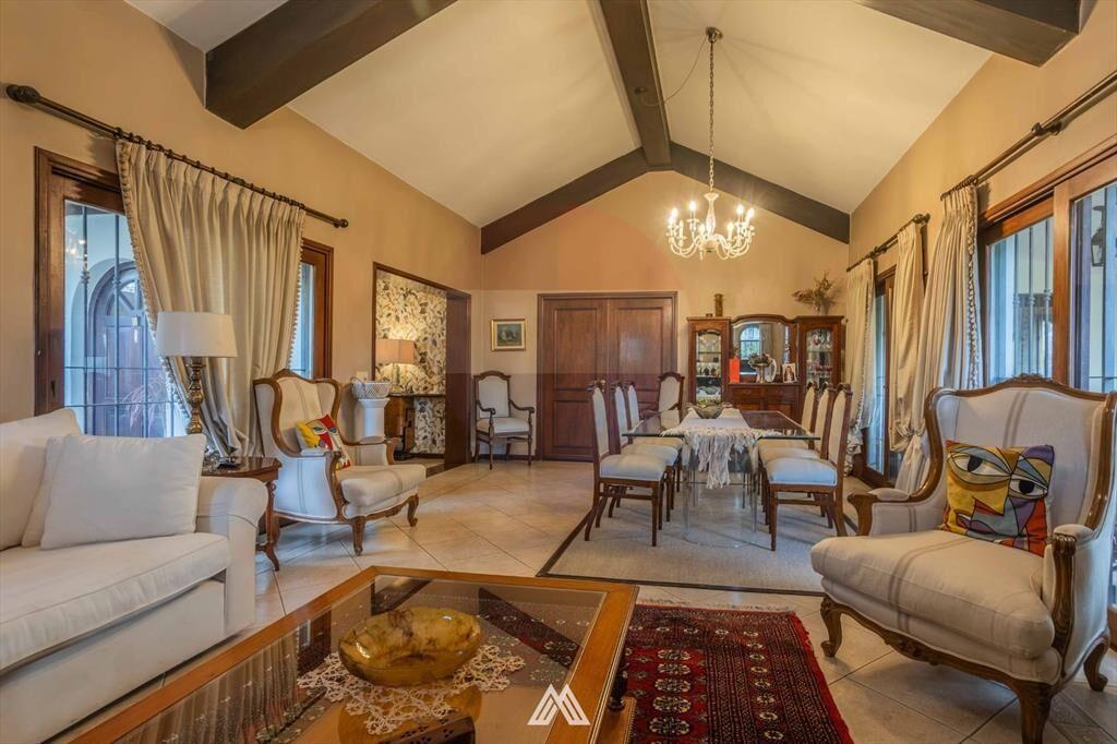 Venta hermosa Casa Carrasco 3 dormitorios, 3 baños