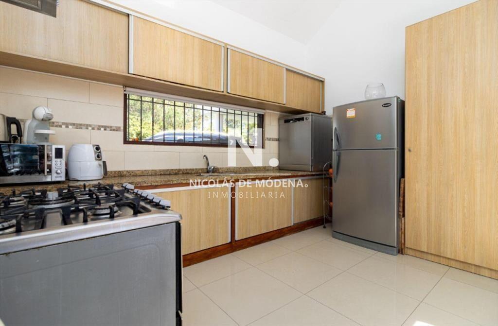 En venta chalet en Marly - Punta del Este de 4