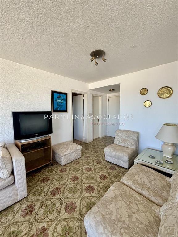 Apartamento en Venta y Alquiler, Peninsula, Punta
