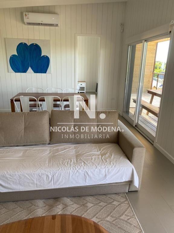 En venta espectacular casa en El Chorro - de 3