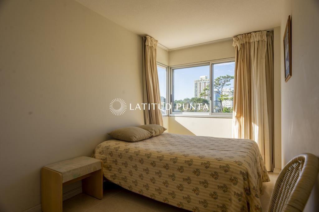 Apartamento 3 dormitorios, Roosevelt. Punta del