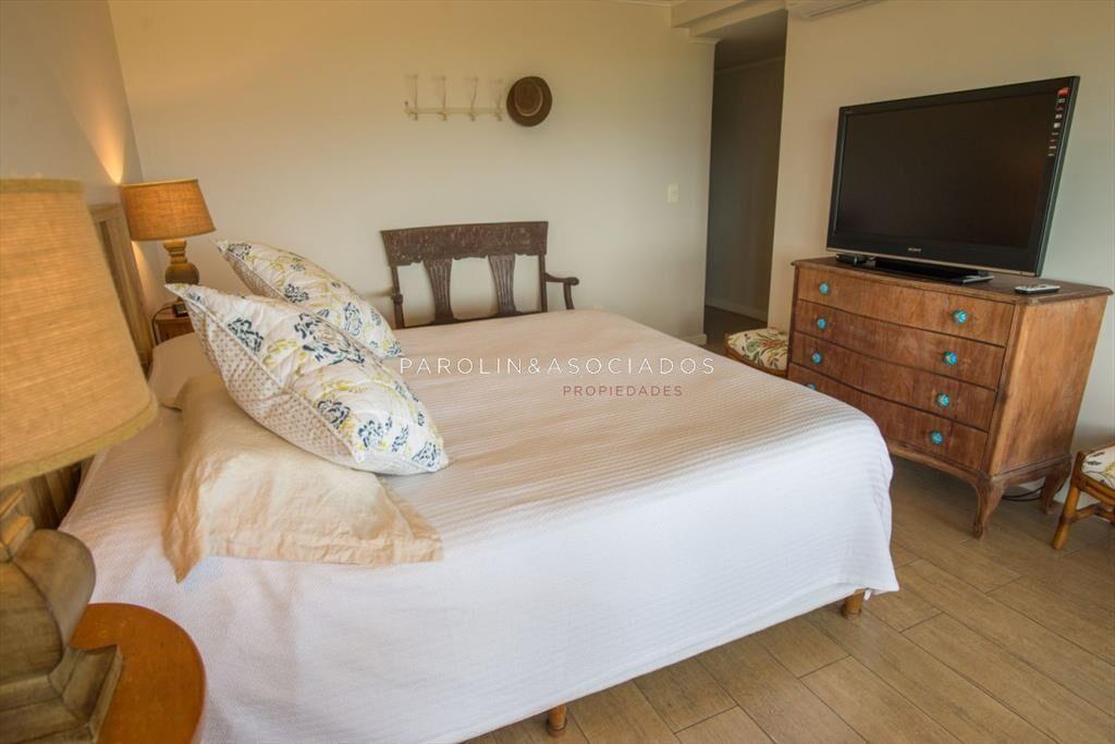 Hermoso apartamento reciclado en venta en I, del
