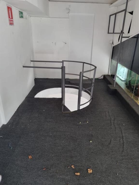 18 de julio y Yi, 50 m2 , excelente úbicación !!