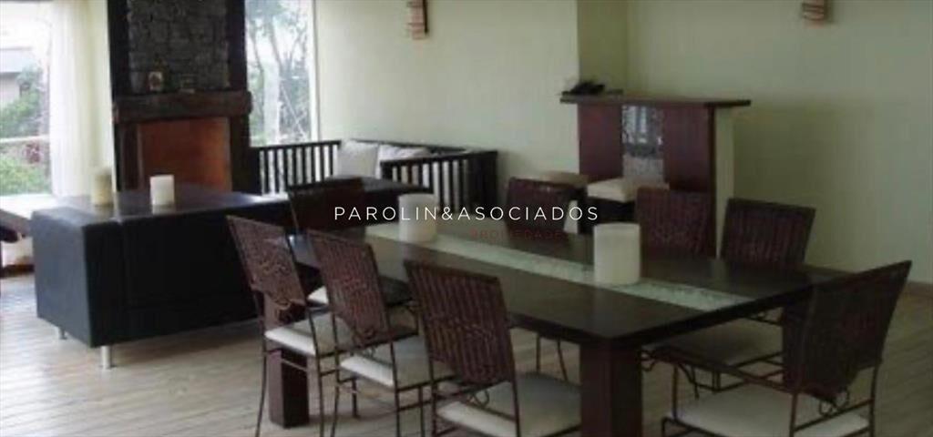 Casa en venta de 5 dormitorios, La Barra-Punta del Este