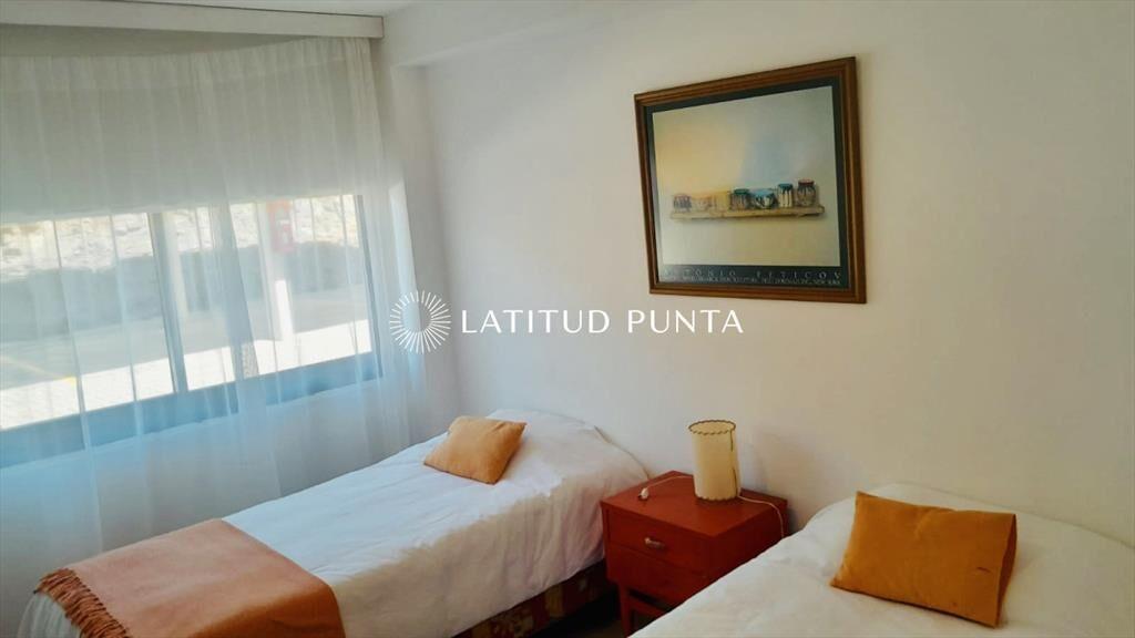Apartamento de 2 dormitorios en Punta Ballena