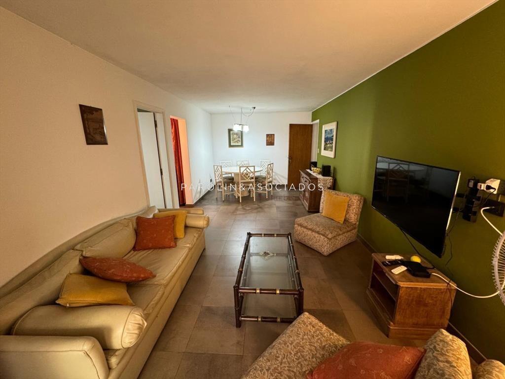 Apartamento en venta 2 dormitorios y medio, Playa