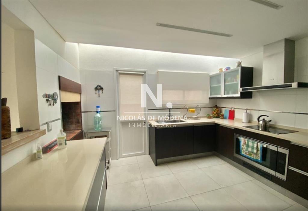 Venta de Casa 4 DORMITORIOS en Punta del Este,