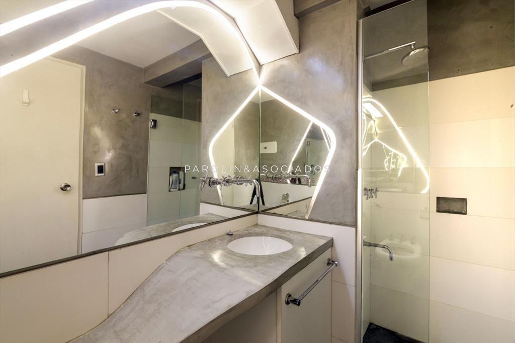Apartamento en venta de 2 dormitorios en edificio
