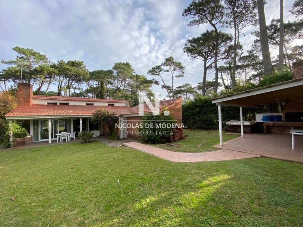 VENDE CHALET TRES DORMITORIOS , DOS BAÃ?OS Y Y DE
