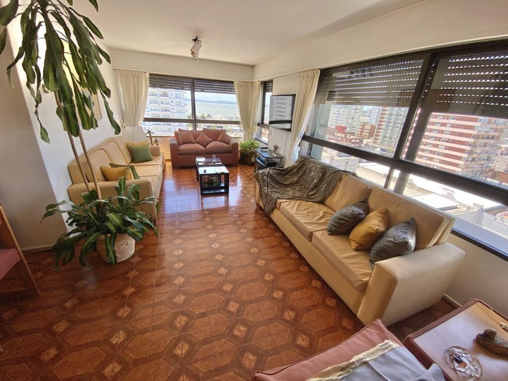 ALQUILER TEMPORAL APARTAMENTO DE 3 DORMITORIOS 3 BAÑOS 1 E