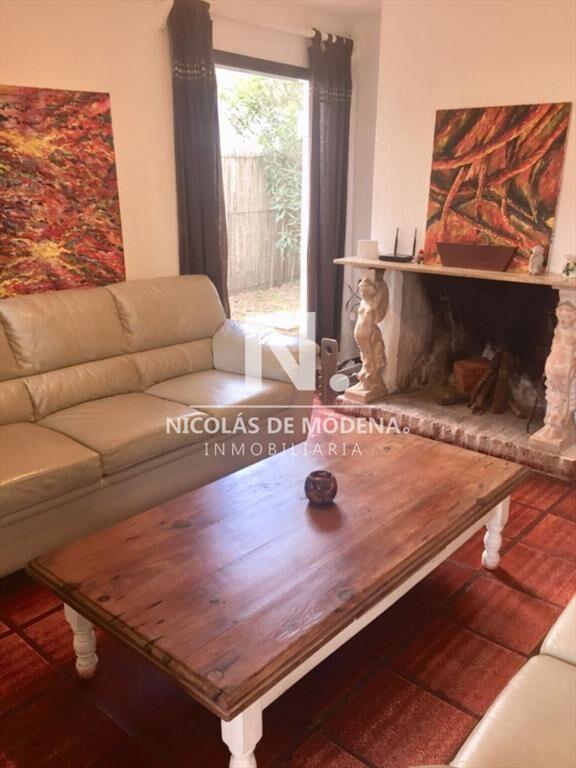 Venta de Casa 4 DORMITORIOS en La Barra, Punta
