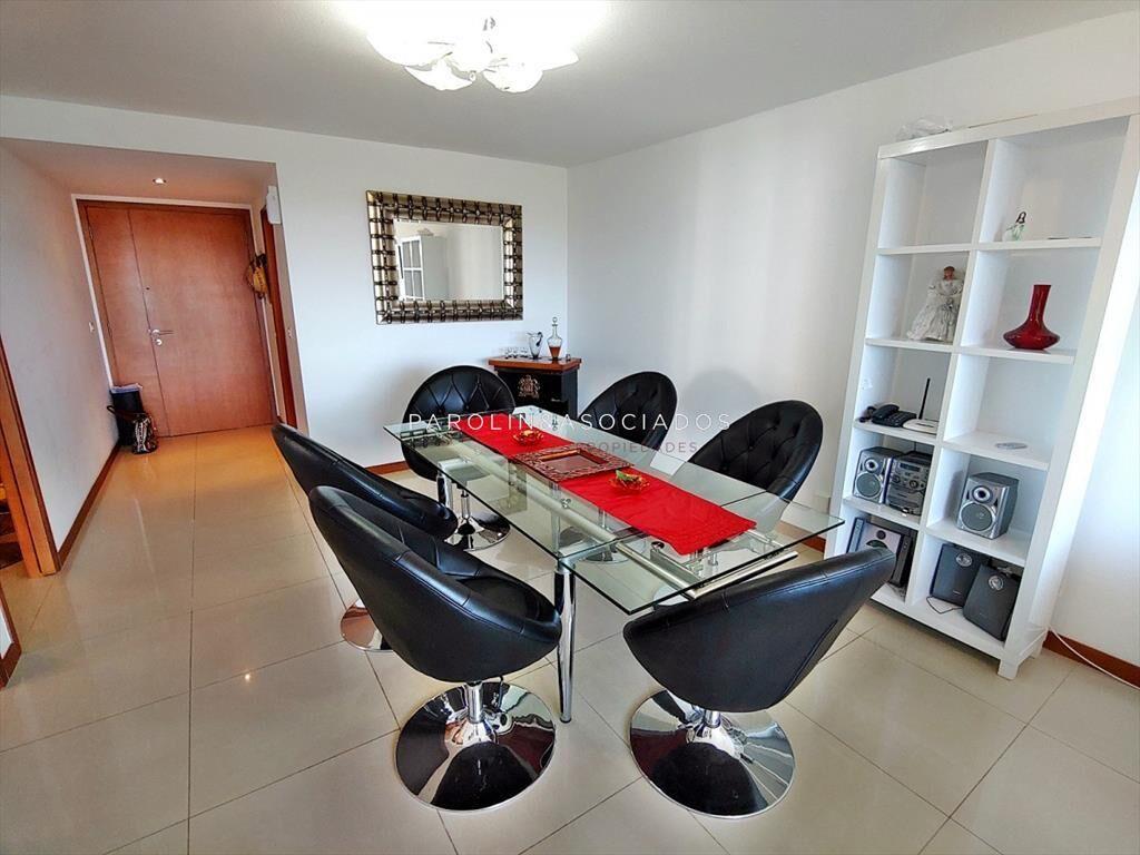 Apartamento en venta de 3 dormitorios en torre Tressesenta,