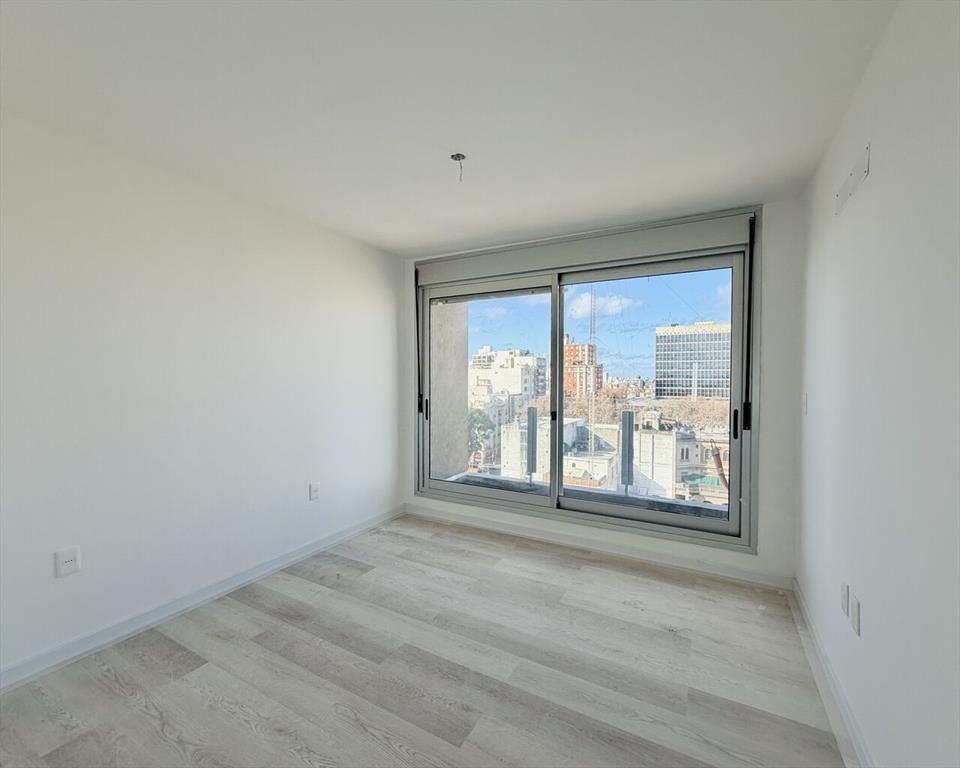 Venta apartamento 1 dormitorio al frente en Cordon a estren