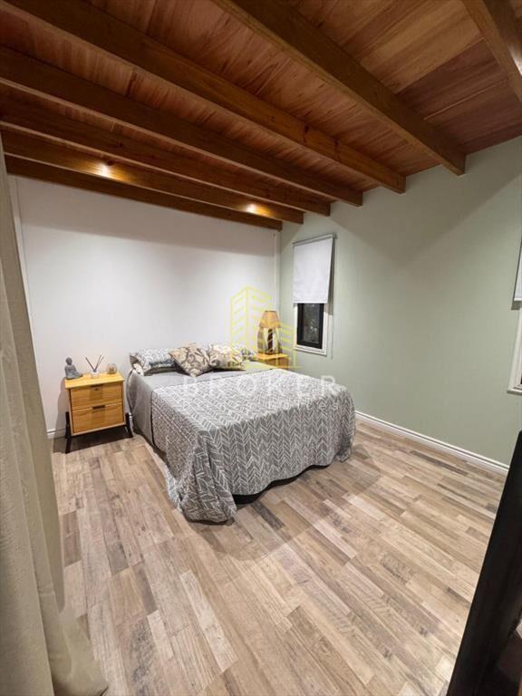Moderna casa, a pasos del mar, en alquiler en del