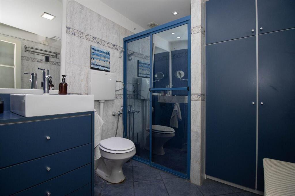 Casa en venta de 2 dormitorios más garaje en barrio La Come